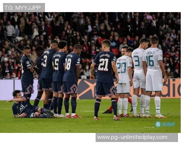 巴黎圣日耳曼小胜利物浦战术解析揭示比赛精彩瞬间